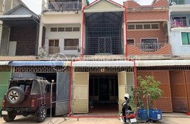 អាផាតមិន with 2 បន្ទប់គេង and 2 បន្ទប់ទឹក is available for sale in ភ្នំពេញ, កម្ពុជា at the 🏦Flat House for Urgent sale (Negotiable), ABA Loan Available (@6.5% p.a. up to 25 Years repayment term) development