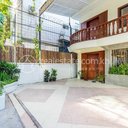 Villa for rent  Price 2500$ negotiate  4 bedrooms and 5 bathrooms