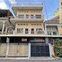 3 floors apartment (2 flats) down from Thom Tephon road near Chea Sim Santhormok high school