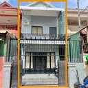 Shop House for Sale in Bengtumpun