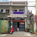 Flat House For Urgent Sale in Toul Kork