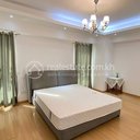 3 Bedrooms apartment in BKK1 for rent 1100USD per month