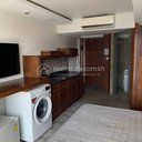 One bedroom for rent at Central market