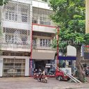 A flat (2 floors) near DN stop in front of Angkor Thom bookstore. Need to sell urgently.