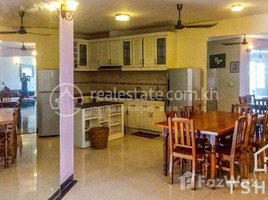 3 Bedroom Apartment for rent at TS1232 - Spacious 3 Bedrooms Flat House for Rent in Daun Penh area, Voat Phnum