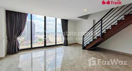 មានបន្ទប់ទំនេរនៅ Penthouse apartment for rent in Chroy Chang Va. 