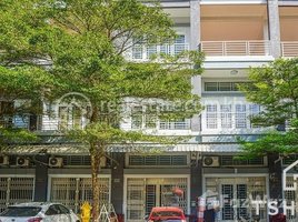 5 Bedroom Shophouse for rent in Voat Phnum, Doun Penh, Voat Phnum