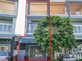 4 Bedroom Shophouse for rent in Cambodia Railway Station, Srah Chak, Voat Phnum