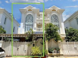 5 Bedroom Villa for sale in Phnom Penh, Chrouy Changvar, Chraoy Chongvar, Phnom Penh
