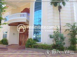 10 Bedroom Villa for rent in Cambodia Railway Station, Srah Chak, Voat Phnum