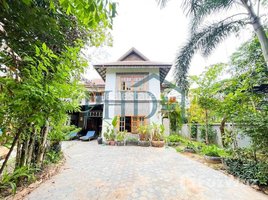 5 Bedroom Villa for sale in Krong Siem Reap, Siem Reap, Sala Kamreuk, Krong Siem Reap