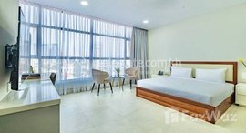 មានបន្ទប់ទំនេរនៅ Classy one bedroom service apartment located in the best area BKK1