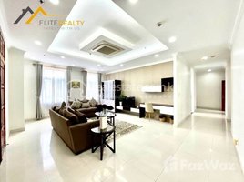 2 បន្ទប់គេង អាផាតមិន for rent at 2 Bedrooms Service Apartment Available For Rent in BKK1, Boeng Keng Kang Ti Muoy