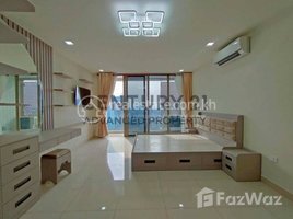 Studio Condo for sale at Condo The Peak (31st floor) near Koh Pich and Ministry of Environment urgently needed for sale, Tonle Basak