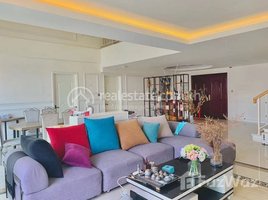 3 Bedroom Apartment for rent at Penthouse for rent at Olympia city, Veal Vong
