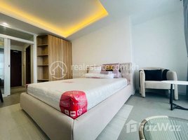 Studio Apartment for rent at The penthouse 550$ Management fee,Internet,Gym and pool., Tonle Basak