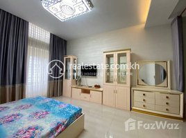 4 Bedroom Apartment for rent at Townhouse cheap rent big four room near Aeon Phase II, Phnom Penh Thmei