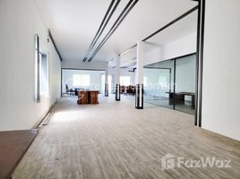 640 SqM Office for rent in Wat Sras Chak, Srah Chak, Voat Phnum