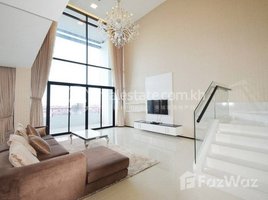5 Bedroom Penthouse for rent at The duplex penthouse apartment for rent, Phsar Thmei Ti Bei