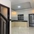 4 Bedroom Shophouse for sale in Phnom Penh Autonomous Port, Srah Chak, Voat Phnum