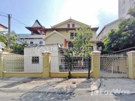 5 Bedroom Villa for rent in Human Resources University, Olympic, Tuol Svay Prey Ti Muoy