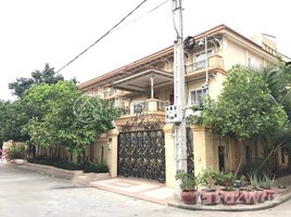 10 Bedroom Villa for rent in Cambodian Mekong University (CMU), Tuek Thla, Stueng Mean Chey