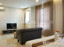 1 Bedroom Apartment for rent at TS517A - Frenzy Condominium Apartment for Rent in Toul Kork Area, Tuek L'ak Ti Muoy, Tuol Kouk