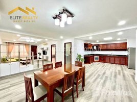 5 Bedroom Apartment for rent at 5Bedrooms Service Apartment In BKK1, Tuol Svay Prey Ti Muoy