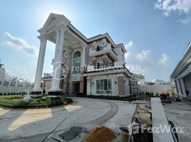 9 Bedroom Villa for sale in Chbar Ampov, Phnom Penh, Nirouth, Chbar Ampov