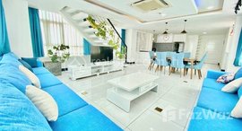 Available Units at BKK3 | Penthouse USD 1,600/month, Fully Furnished Free access to gym, Steam sauna and pool !