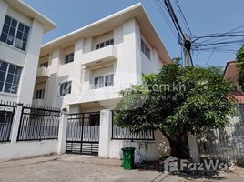 7 Bedroom Villa for sale in Hun Sen Bun Rany Wat Phnom High School, Srah Chak, Chrouy Changvar