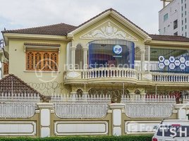 7 Bedroom Villa for sale in Kabko Market, Tonle Basak, Tonle Basak