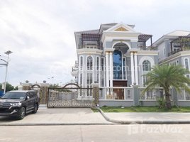 7 Bedroom Villa for sale in Cambodian University for Specialties, Tuol Sangke, Tuol Sangke