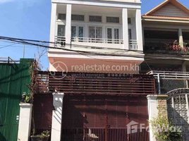 3 Bedroom Shophouse for rent in Ministry of Environment, Tonle Basak, Chakto Mukh