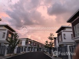 3 Bedroom House for rent in Kamplerng Kouch Kanong Circle, Srah Chak, Chrouy Changvar