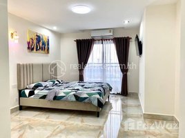 Studio Apartment for sale at 𝐔𝐫𝐠𝐞𝐧𝐭 𝐒𝐚𝐥𝐞𝐬! 𝐋𝐨𝐰𝐞𝐬𝐭 𝐏𝐫𝐢𝐜𝐞! New furnished Studio Room Condo in City Center for Sale at lost at Lower than market price, Tuek L'ak Ti Muoy, Tuol Kouk