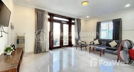 មានបន្ទប់ទំនេរនៅ Spacious 2 Bedrooms Apartment for Rent in Chamkarmon