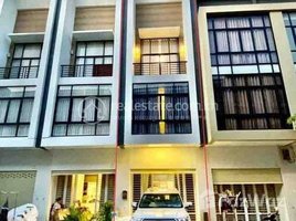 4 Bedroom Condo for rent at Flat house for rent with some furniture, Nirouth