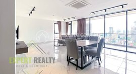 មានបន្ទប់ទំនេរនៅ 3 Bedroom Apartment for Rent with Gym and Swimming Pool in BKK1 Area 
