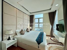 2 Bedroom Condo for rent at Modern Two Bedroom For Rent, Chrouy Changvar