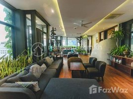 Studio Apartment for rent at Beautiful and Modern 4 Bedrooms Duplex Penthouse Apartment for Rent in Tonle Bassac Area, Tonle Basak