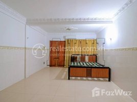 1 Bedroom Apartment for rent at 𝟐 𝐁𝐞𝐝𝐫𝐨𝐨𝐦 𝐀𝐩𝐚𝐫𝐭𝐦𝐞𝐧𝐭 𝐅𝐨𝐫 𝐑𝐞𝐧𝐭 𝐈𝐧 𝐏𝐡𝐧𝐨𝐦 𝐏𝐞𝐧𝐡, Tonle Basak, Chamkar Mon
