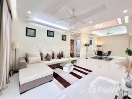 Studio Condo for rent at SERVICES APARTMENT FOR RENT 3 BEDROOMS, Boeng Keng Kang Ti Muoy