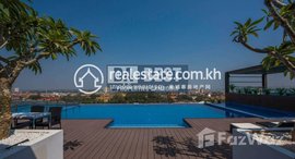 មានបន្ទប់ទំនេរនៅ DABEST PROPERTIES:Penthouse 5 Bedroom Apartment for Rent with Gym, Swimming pool in Phnom Penh-Daun Penh