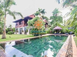 5 Bedroom House for sale in Krong Siem Reap, Siem Reap, Sala Kamreuk, Krong Siem Reap