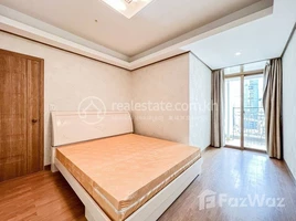 1 បន្ទប់គេង អាផាតមិន for sale at Modern 1-Bedroom Condo in De Castle Royal BKK1, Boeng Keng Kang Ti Muoy