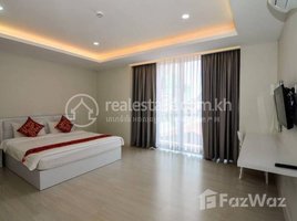 Studio Apartment for rent at Three bedroom for rent 2200$, Tonle Basak