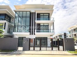 6 Bedroom Villa for sale in Chbar Ampov, Phnom Penh, Nirouth, Chbar Ampov