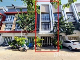 4 Bedroom Shophouse for rent in Southbridge International School Cambodia (SISC), Nirouth, Veal Sbov