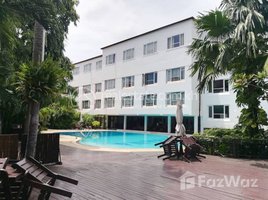 104 Bedroom Hotel for sale in Cambodia, Boeng Proluet, Prampir Meakkakra, Phnom Penh, Cambodia